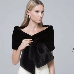 White House Black Market Fur Puffer Stole Wrap in Signature Leopard Black